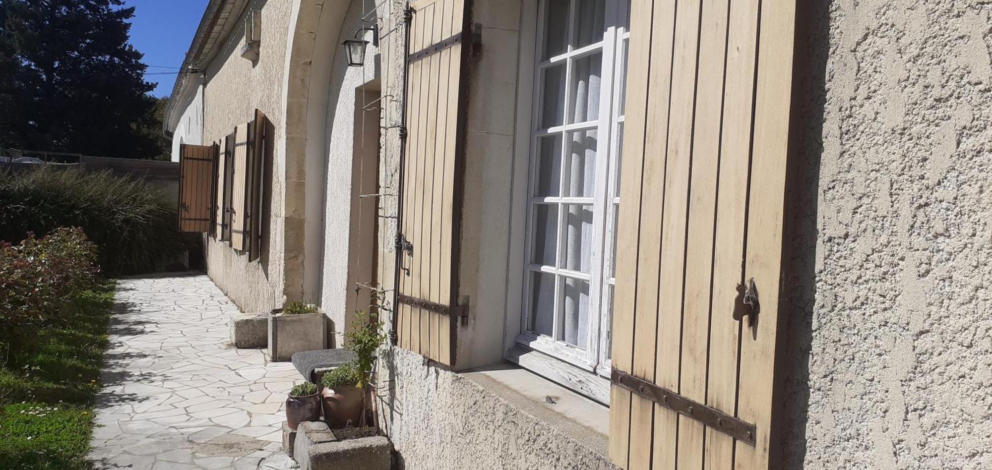 Arts & Passion Mirambeau (Charente-Maritime) Exterior foto